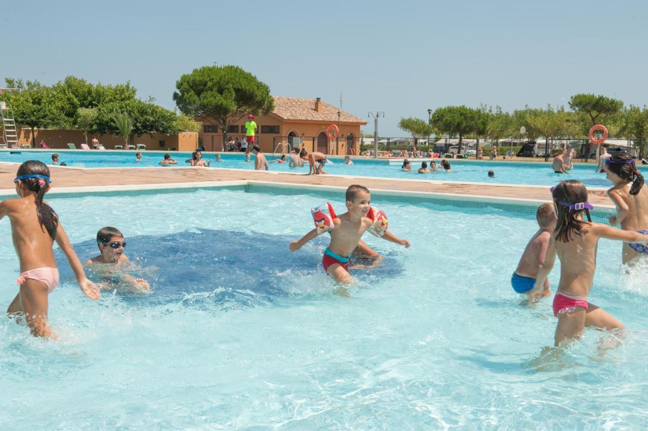 Camping & Bungalows Platja Brava Pals Ngoại thất bức ảnh