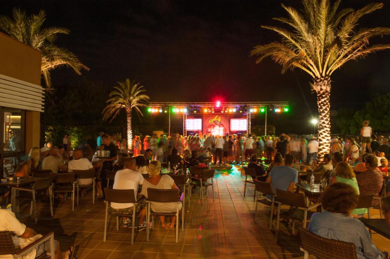 Camping & Bungalows Platja Brava Pals Ngoại thất bức ảnh