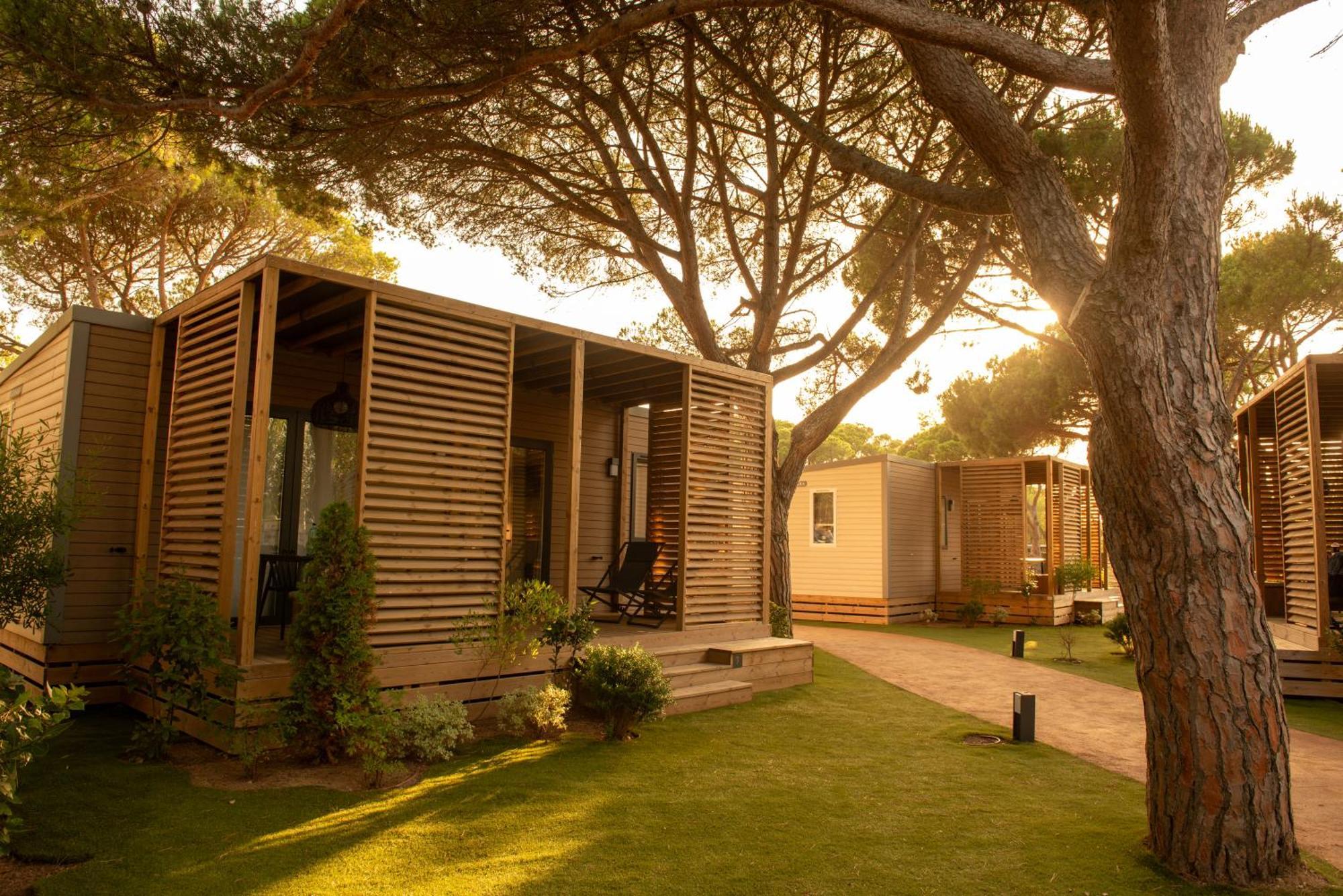 Camping & Bungalows Platja Brava Pals Ngoại thất bức ảnh