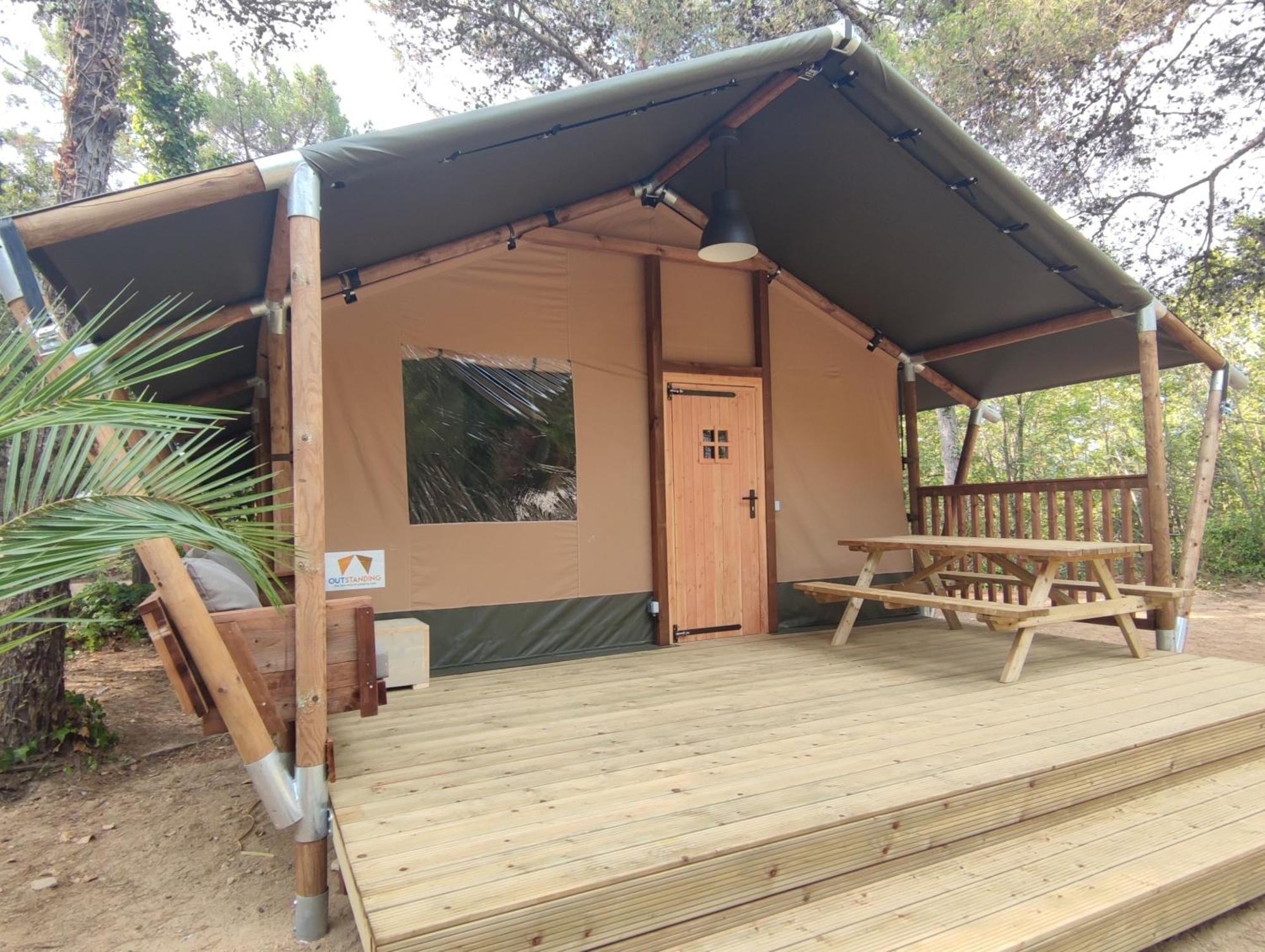 Camping & Bungalows Platja Brava Pals Ngoại thất bức ảnh